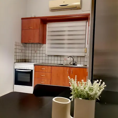 Ellegant In Apartment Politika
