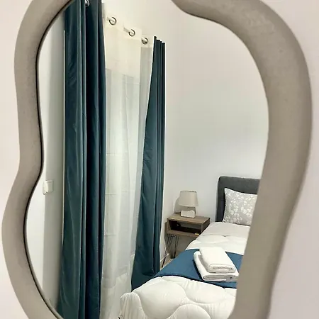 Ellegant In Apartment *